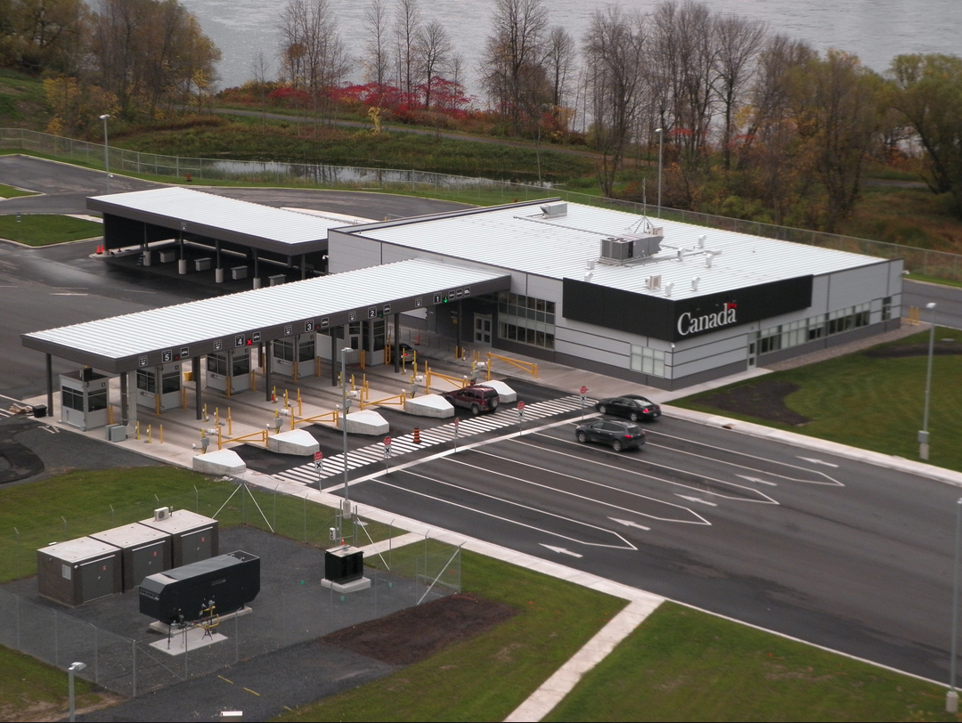 Canadian Border Services facility · Perras DiStefano Construction